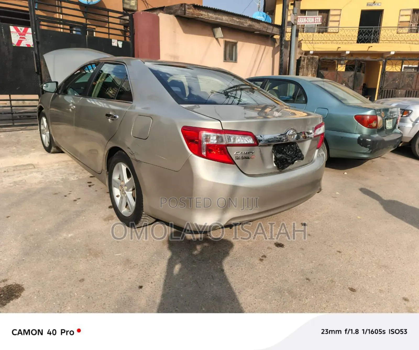 2014 Toyota Camry LE 4dr Sedan (2.5L 4cyl 6A)