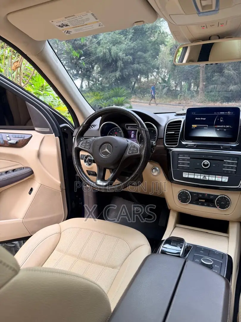Mercedes-Benz GLE-Class 2018 Blue