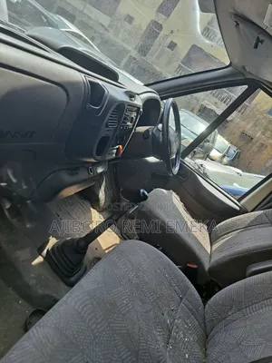 Ford Transit 2002 White