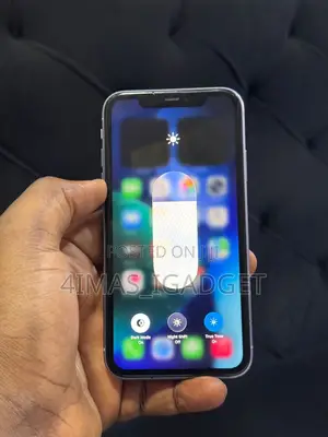 Apple iPhone 11 128 GB White