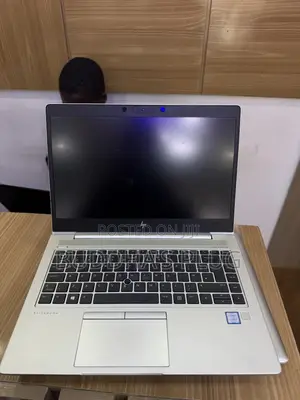 Laptop HP EliteBook 830 G6 8GB Intel Core I5 SSD 256GB