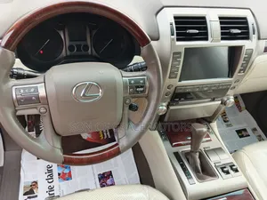 Lexus GX 460 Premium 2012 White