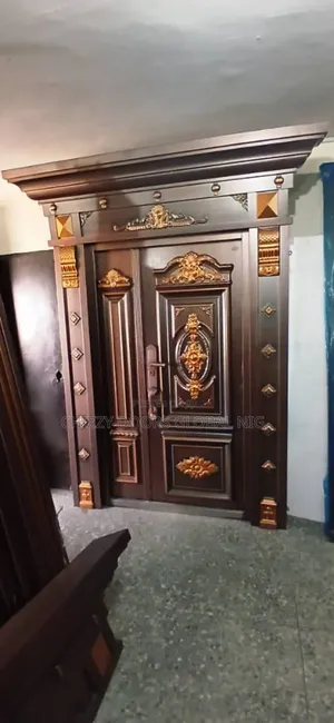 Quality Standard Italian Copper Cast Door With Ark
