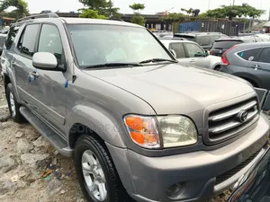 Toyota Sequoia Limited 4dr SUV 4WD (4.7L 8cyl 5A) 2005 Gray