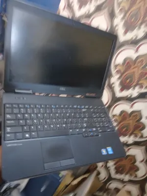 Laptop Dell Latitude 3400 8GB Intel Core I5 HDD+SSD 500GB