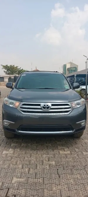 Toyota Highlander 2012 Gray