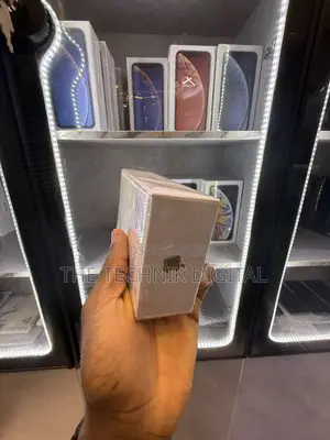 New Apple iPhone XS Max 64 GB Gold