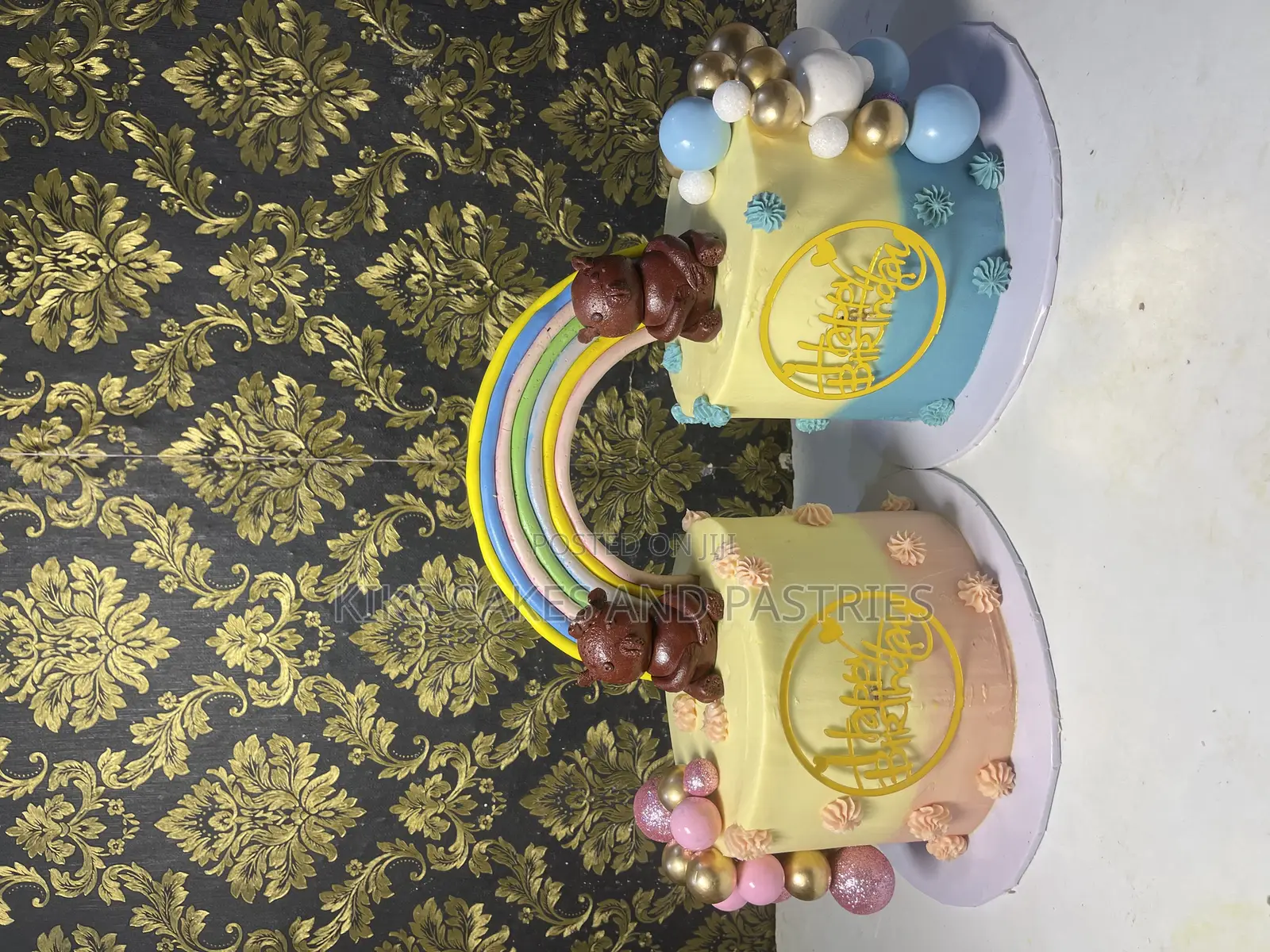 Bento Cake Size 4 Available for Sale