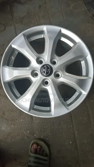 16inch Toyota Camry 2010 Model.