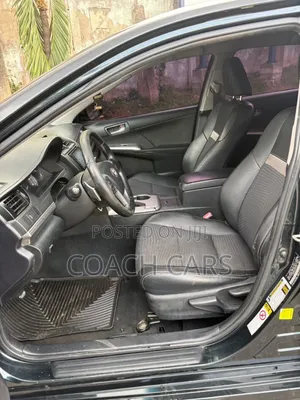 Toyota Camry SE 4dr Sedan (2.5L 4cyl 6A) 2014 Gray
