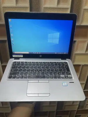 Laptop HP EliteBook 820 G4 8GB Intel Core I5 SSD 256GB