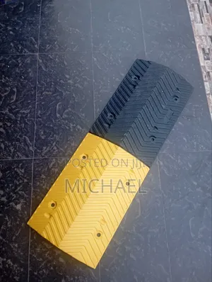 High Quality Modular Rubber Speed Bump