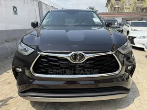 Toyota Highlander Platinum 2021 Maroon