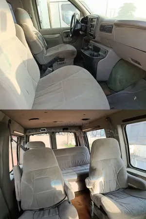 GMC Savana 2010 White