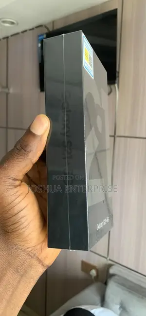 New Samsung Galaxy S21+ 5G 128 GB Black