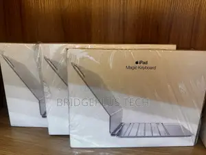 Apple Magic Keyboard for 11" iPad Pro M4 (White, Us English)