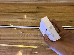 New Apple iPhone Air 256 GB Silver