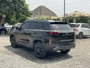 Toyota Urban Cruiser 2024 Red