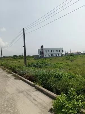 900sqm of Land for Sale Inside Beachwood Estate Malete