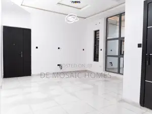 2bdrm Apartment in Cozy Corner, Off Lekki-Epe Expressway for sale