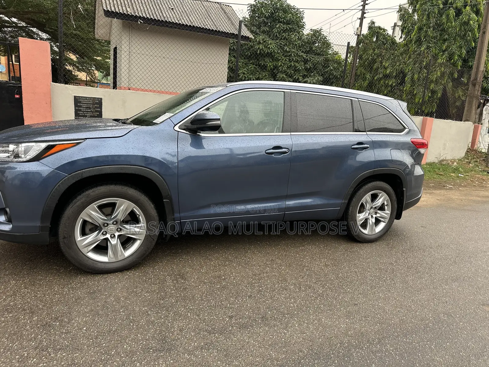 Toyota Highlander 2015 Blue