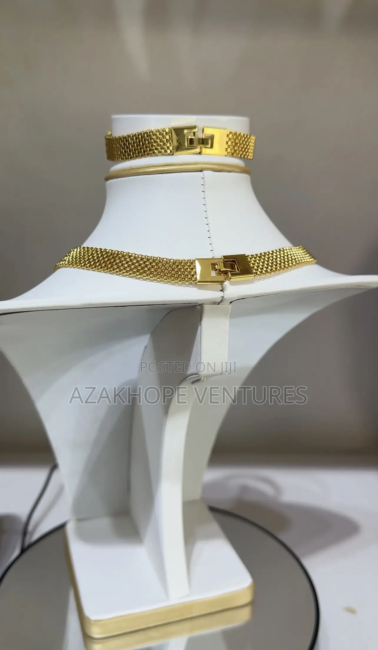 Classic Gold Jewelry Set