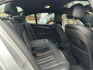 BMW 530i 2019 Silver