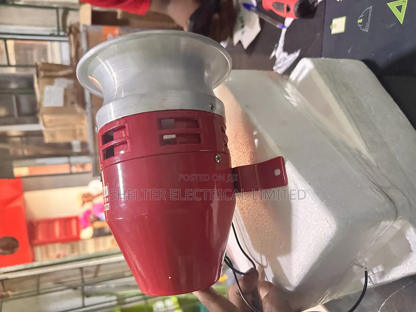 220volts Siren