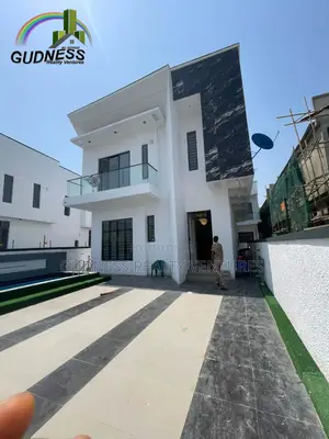 5bdrm Duplex in Ikota for sale
