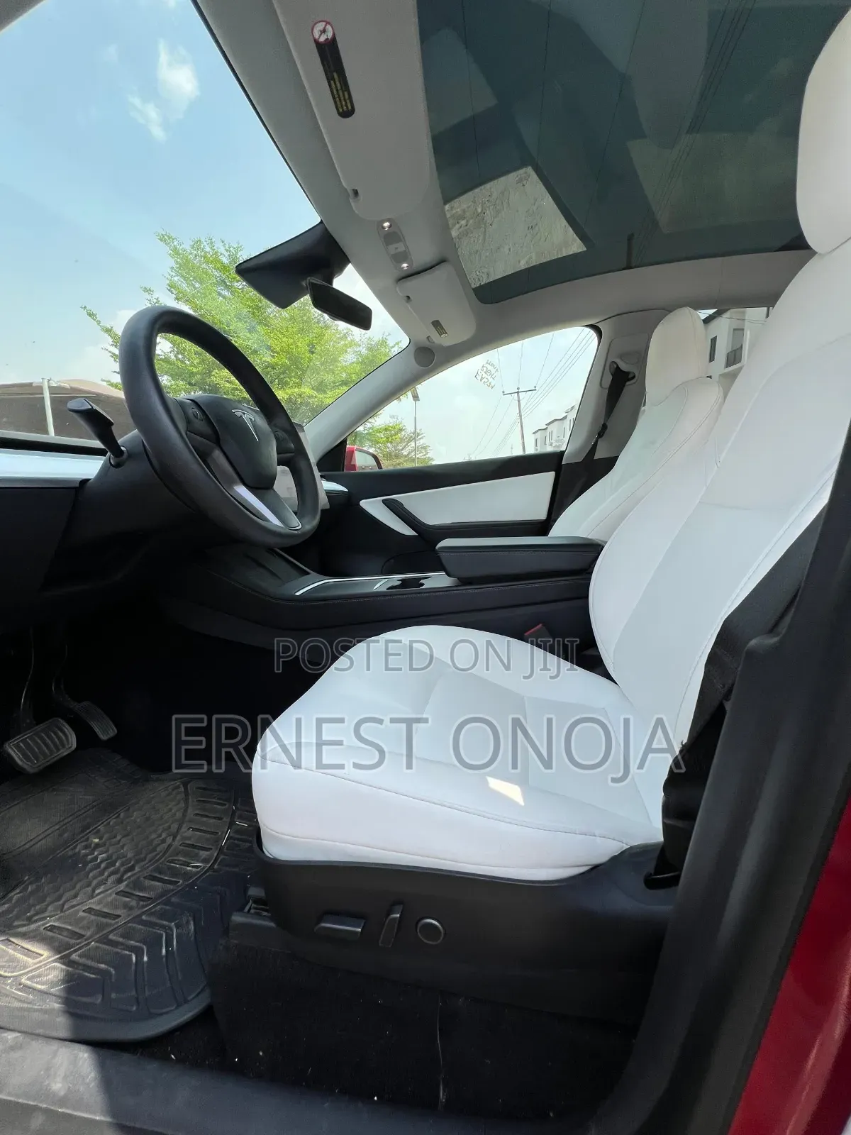 Tesla Model Y 2021 Red