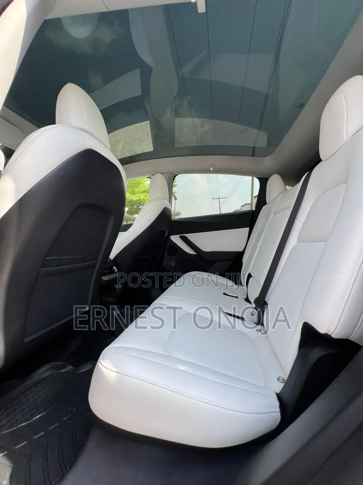 Tesla Model Y 2021 Red