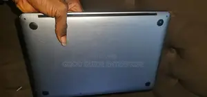 Laptop Apple MacBook Pro 2017 16GB Intel Core I7 SSD 512GB