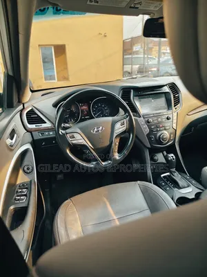 Hyundai Santa Fe SE Ultimate FWD 2018 Silver
