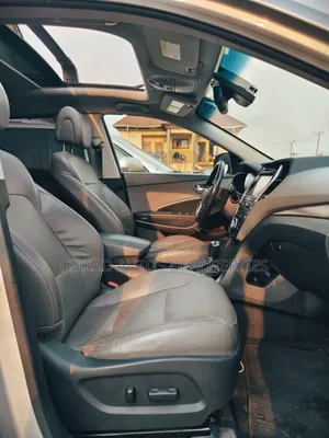 Hyundai Santa Fe SE Ultimate FWD 2018 Silver