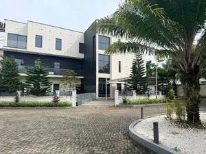 Furnished 5bdrm Mansion in Banana Island for sale