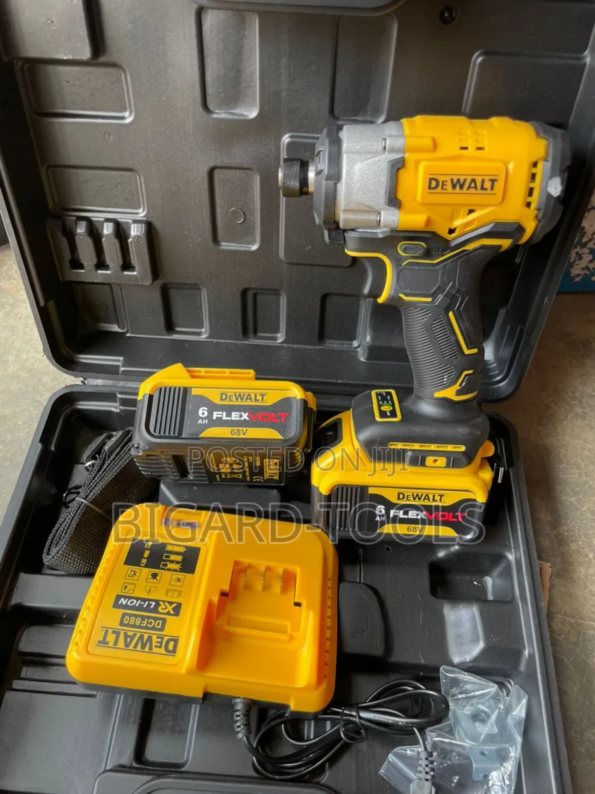 Screwdriver Machine (2batteries)