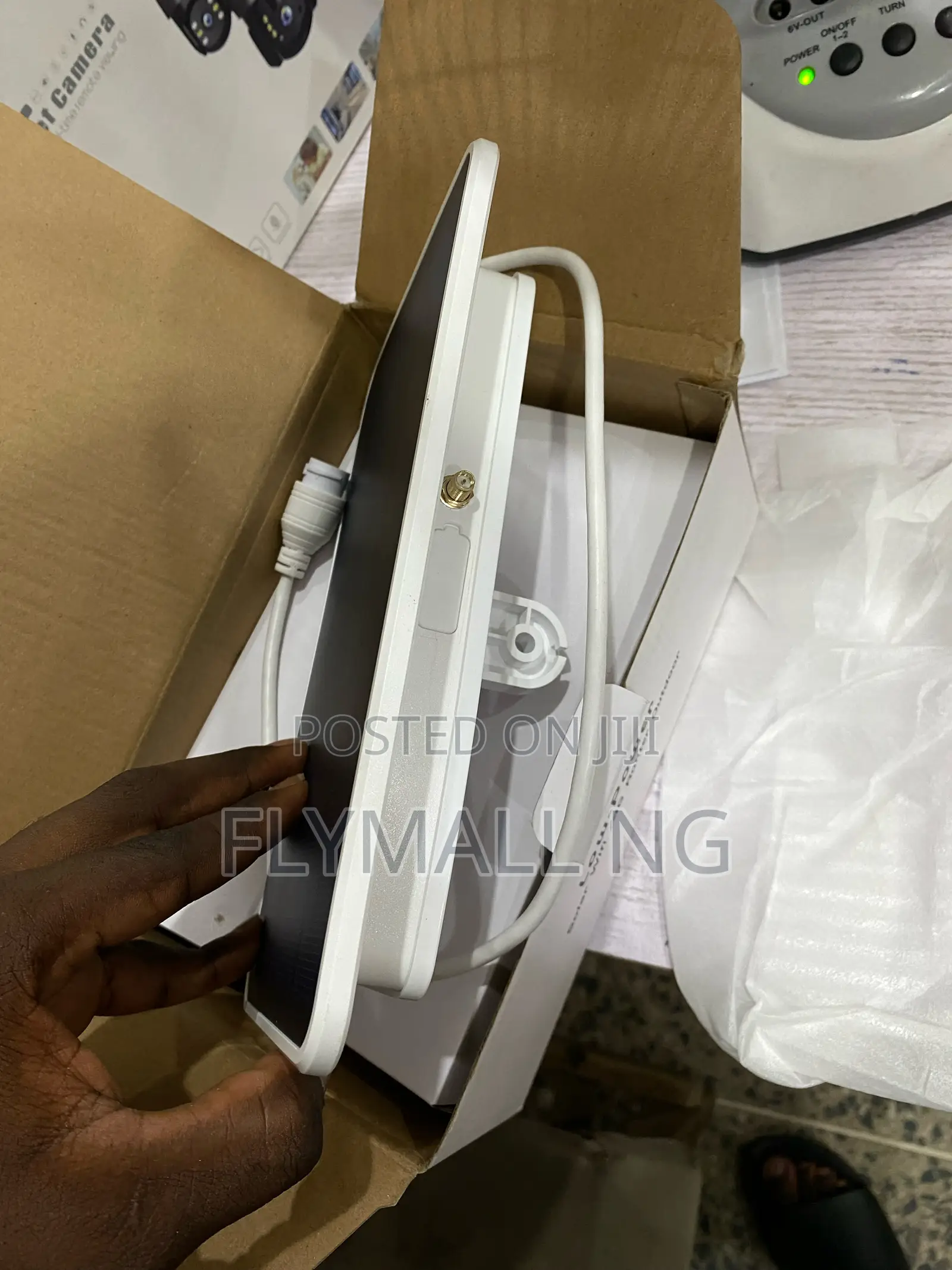 Solar-Powered 4g Lte Outdoor Wireless Solar Router