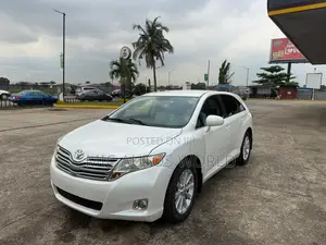 Toyota Venza 2011 White
