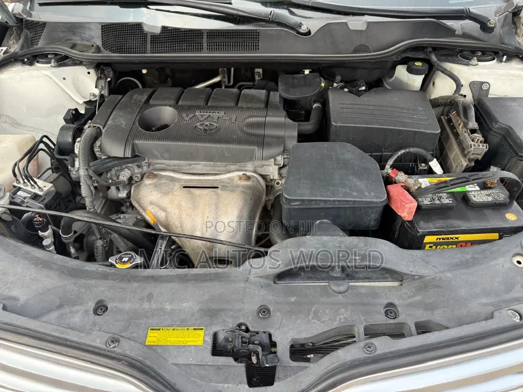 Toyota Venza 2011 White