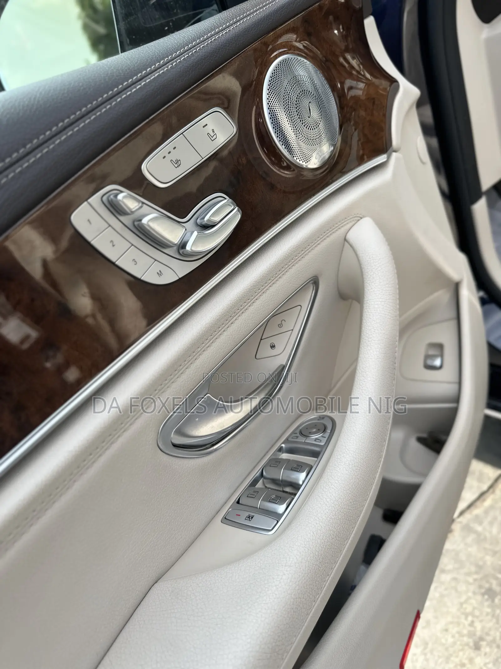 Mercedes-Benz E300 2018 Blue