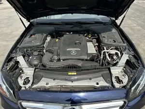 Mercedes-Benz E300 2018 Blue