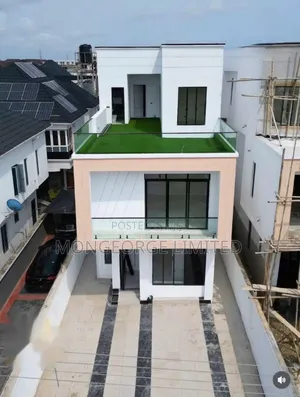 5bdrm Duplex in Ologolo for sale