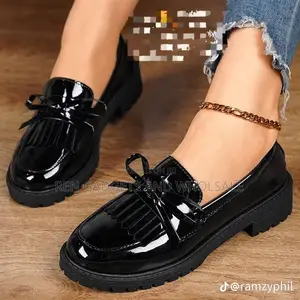 Single Sow Loafers