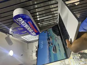Laptop Apple MacBook Pro 2021 M1 16GB Apple M1 Pro SSD 512GB
