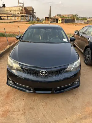 Toyota Camry 2014 Blue