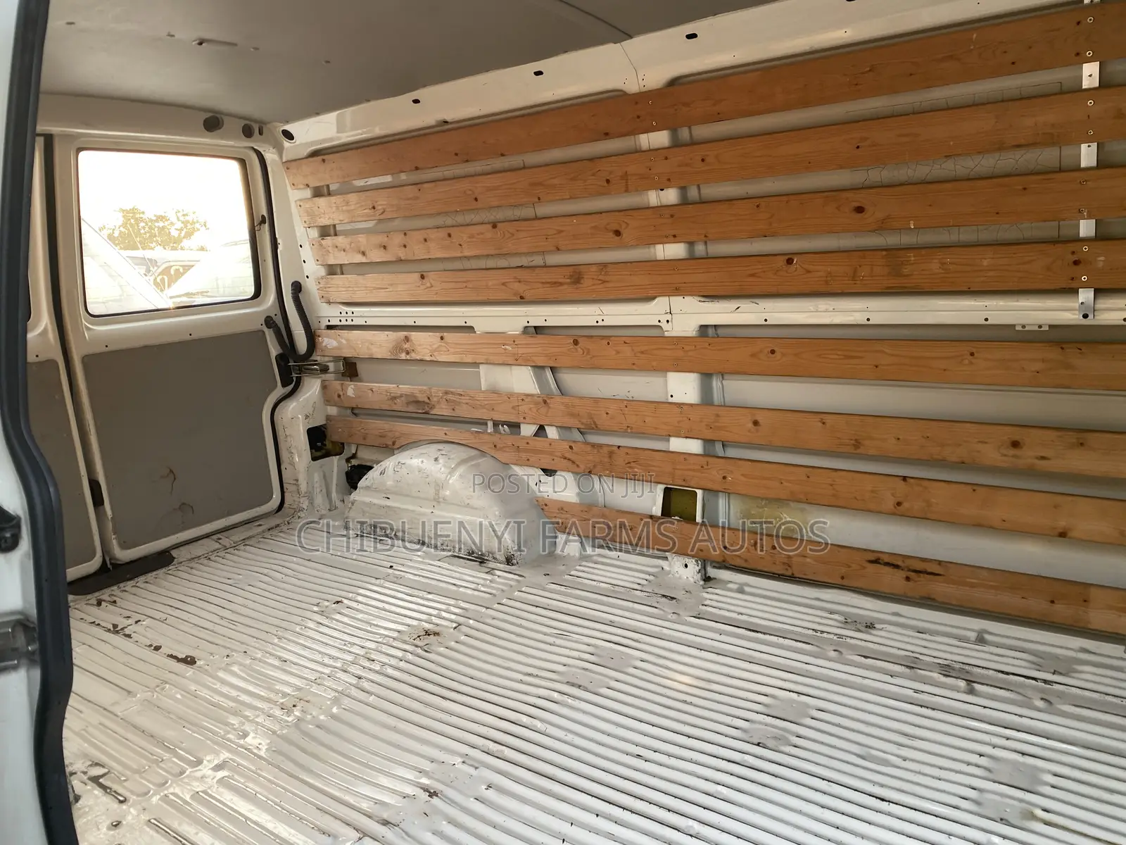 Volkswagen Transporter 2004 White