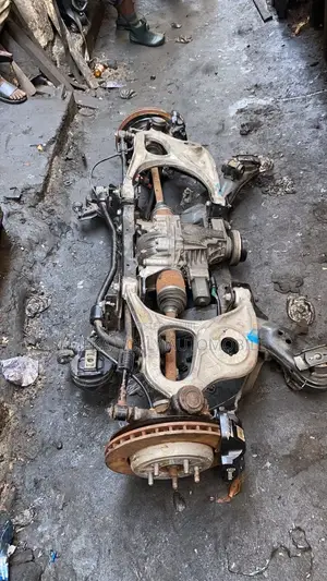 Jeep Cherokee 2018 Model Complete Back Beem Complete Back.