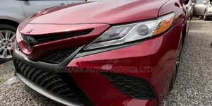 Toyota Camry 2019 Red