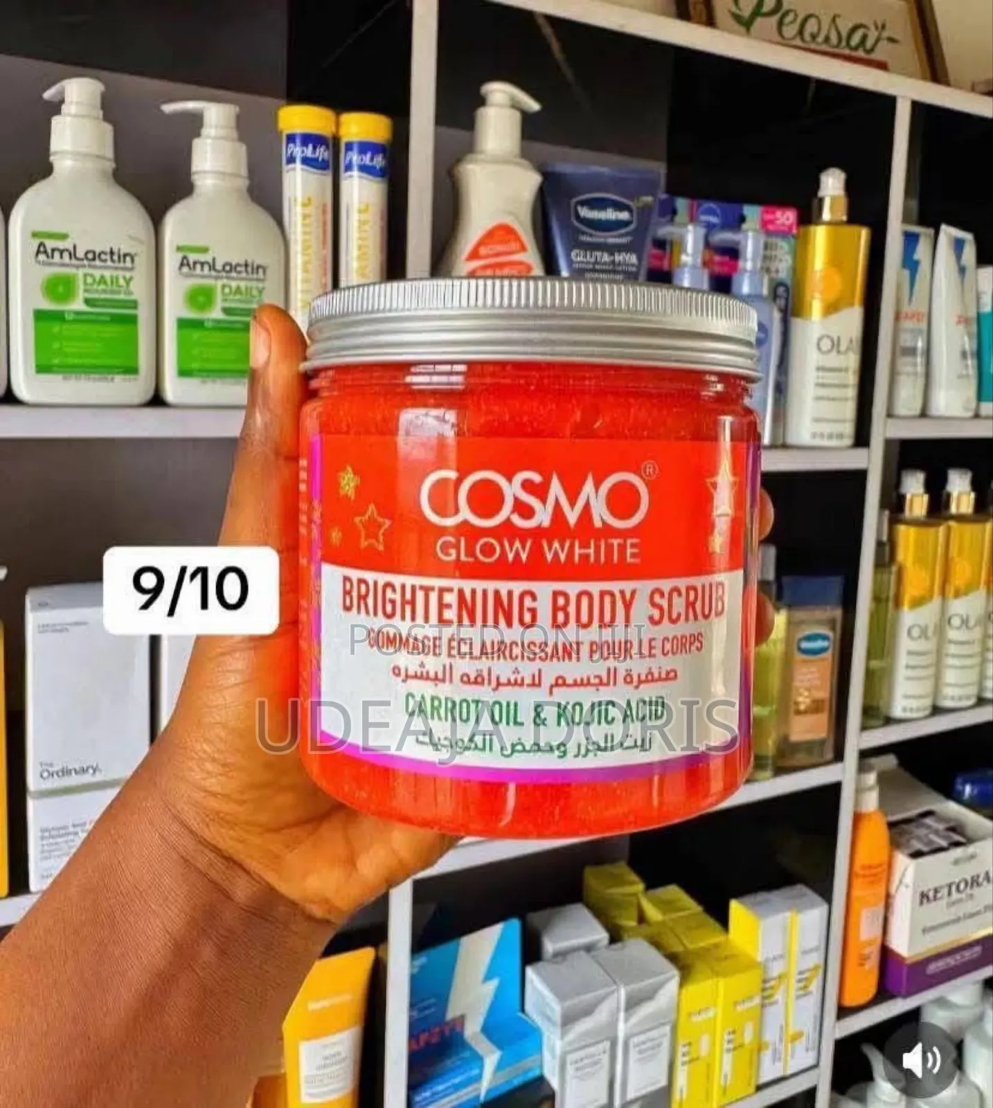 Cosmo Whitening Scrub