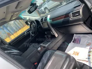 Lexus GX 460 Luxury 2017 Silver